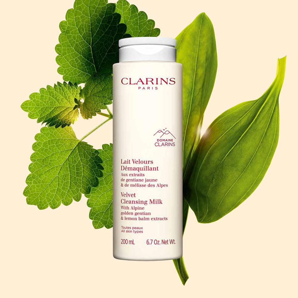 Clarins Velvet Cleansing Milk 200ml